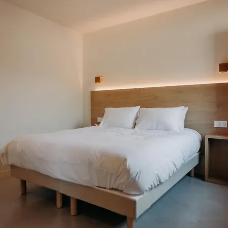 Hotel Le Bain Sauvage - & - Pyrenees 4*